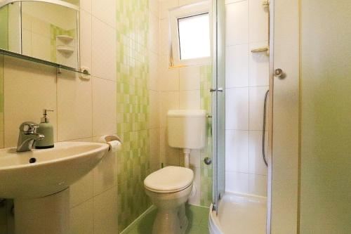 一卧室公寓（带阳台）