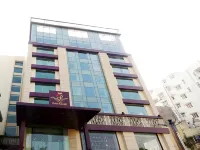 هوتل ذا باناشي فنادق في باتنا