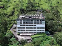 Amber Dale Luxury Hotel & Spa, Munnar Ξενοδοχεία στην πόλη Munnar