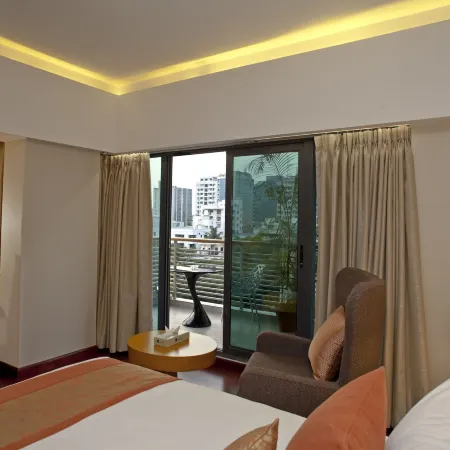 Lakeshore Suites Banani