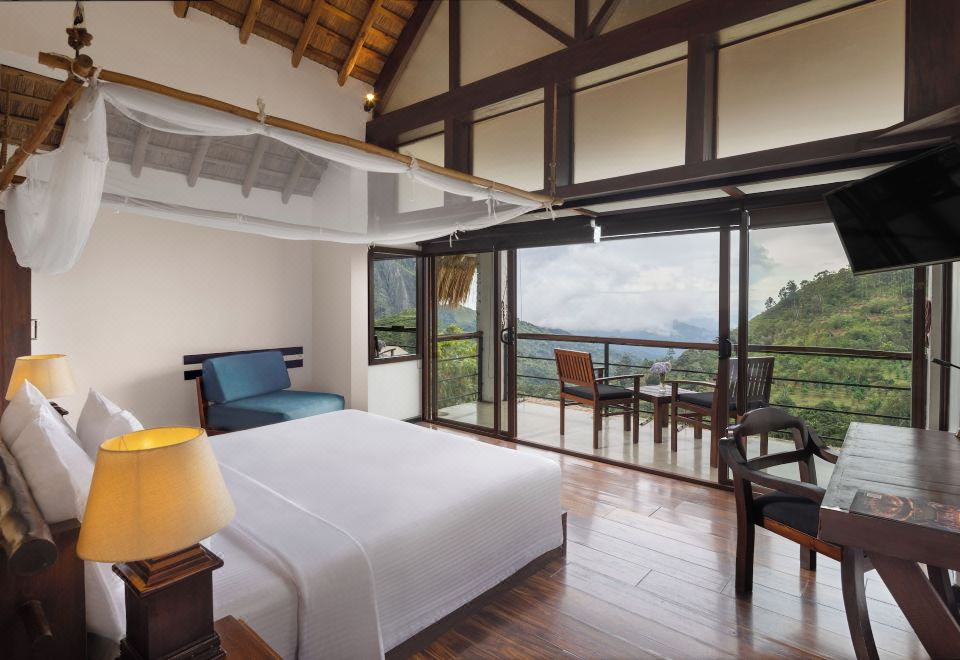 豪华双人房， 1 张双人床， 山景