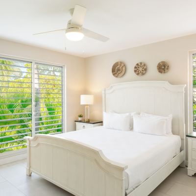 Deluxe One-Bedroom Suite with Partial Ocean View Ocean Club West Promo Code