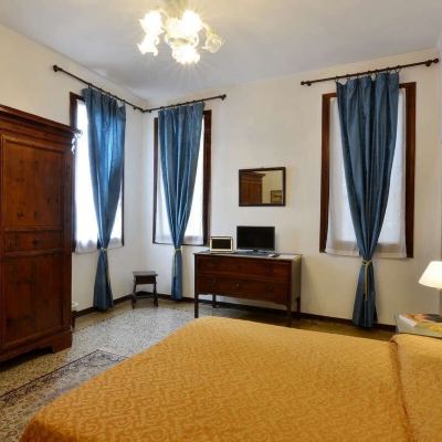 Standard Double Room Ca' Turelli Promo Code