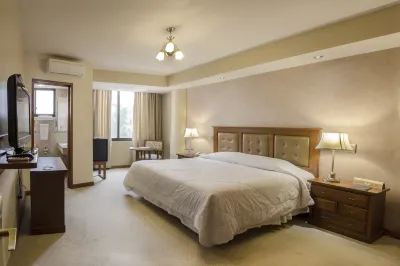 Gran Hotel Toloma Ξενοδοχεία στην πόλη 