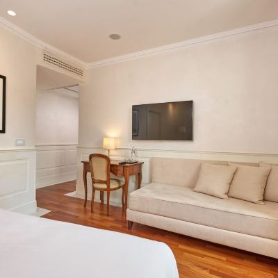 Superior Xl Room Hotel Degli Artisti Promo Code
