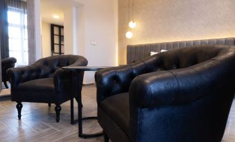 Hotel Capitalino - Housity
