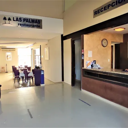 Hotel Oasis