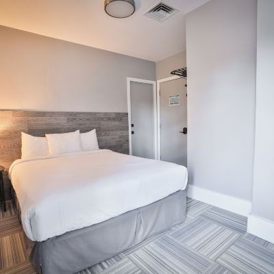 Standard One-Bedroom Room Auberge Valcartier Promo Code