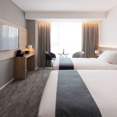 [Long Stay Rewards] Standard Twin, 10+ Nights-Breakfast Once For 2+20% F&B 오라카이 대학로 호텔 쿠폰