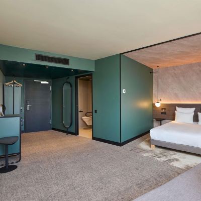 高級大床房帶沙發 諾富特伯爾尼會展中心酒店優惠