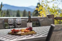 Luxury Keystone Riverfront House w/ Hot Tub, Mountain Views, Golf & Ski Access