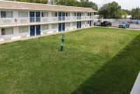 Motel 6 Lufkin, TX