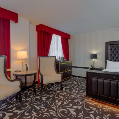 Superior Queen Room-Non-Smoking Hotel Retlaw, Trademark Collection by Wyndham Promo Code