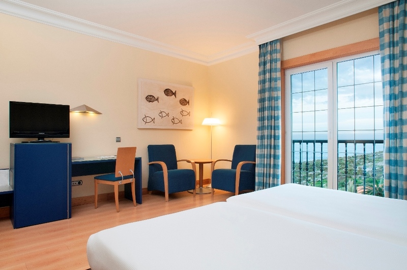 DOUBLE Double With Extra Bed Adult