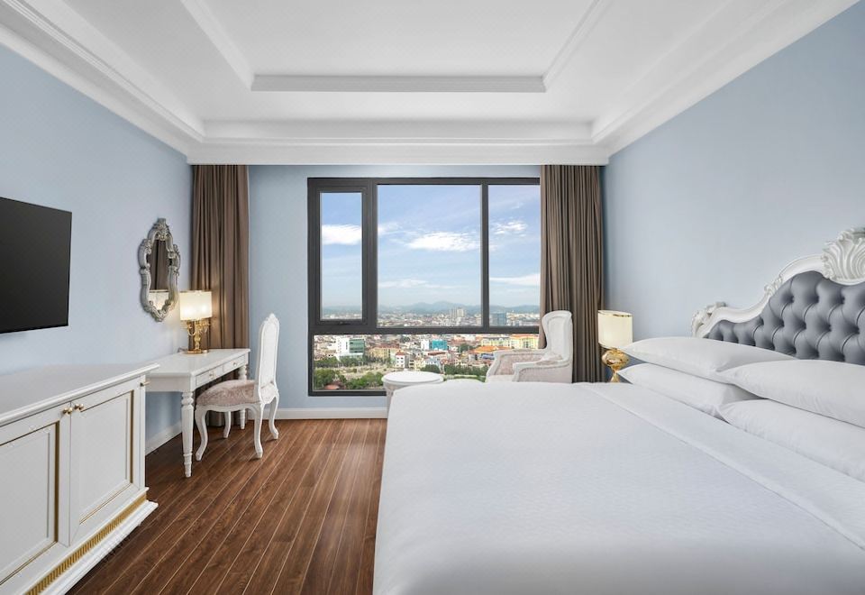 城景豪华特大床房