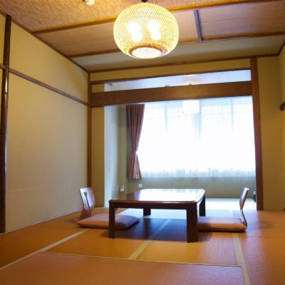 [Japanese Modern Style: 10 Tatami + 4 Tatami Sunroom](A) [Capacity: 5 People] [Japanese Room] [Non-Smoking] Nakaya Ryokan Promo Code