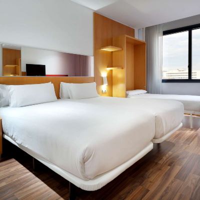 Triple Room Hotel SB Icaria Barcelona Promo Code