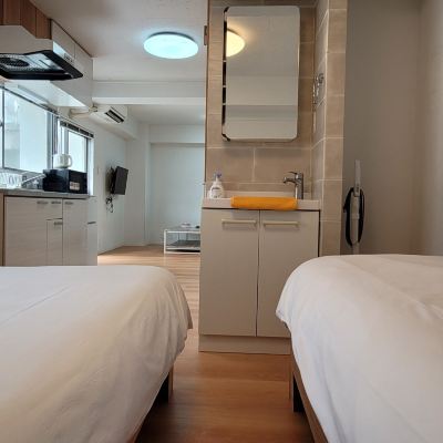 6人部屋(ダブルベッド2台＋ダブルサイズベッド) Rhodes Kagurazaka Hotel クーポン