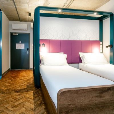 Premium Twin Room