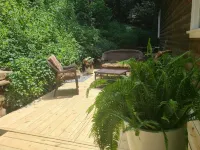 Charming 2Br Highlands Cottage with Cozy Fireplace, 3 Min to Main St & Dry Falls