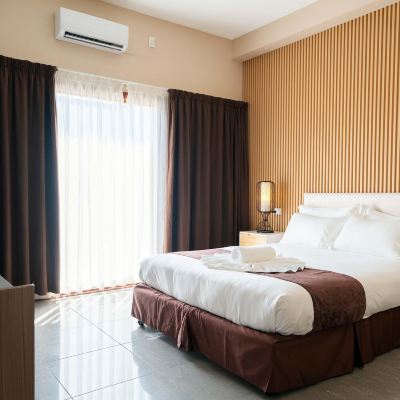 Deluxe Queen Room Hotel Bulabard Promo Code