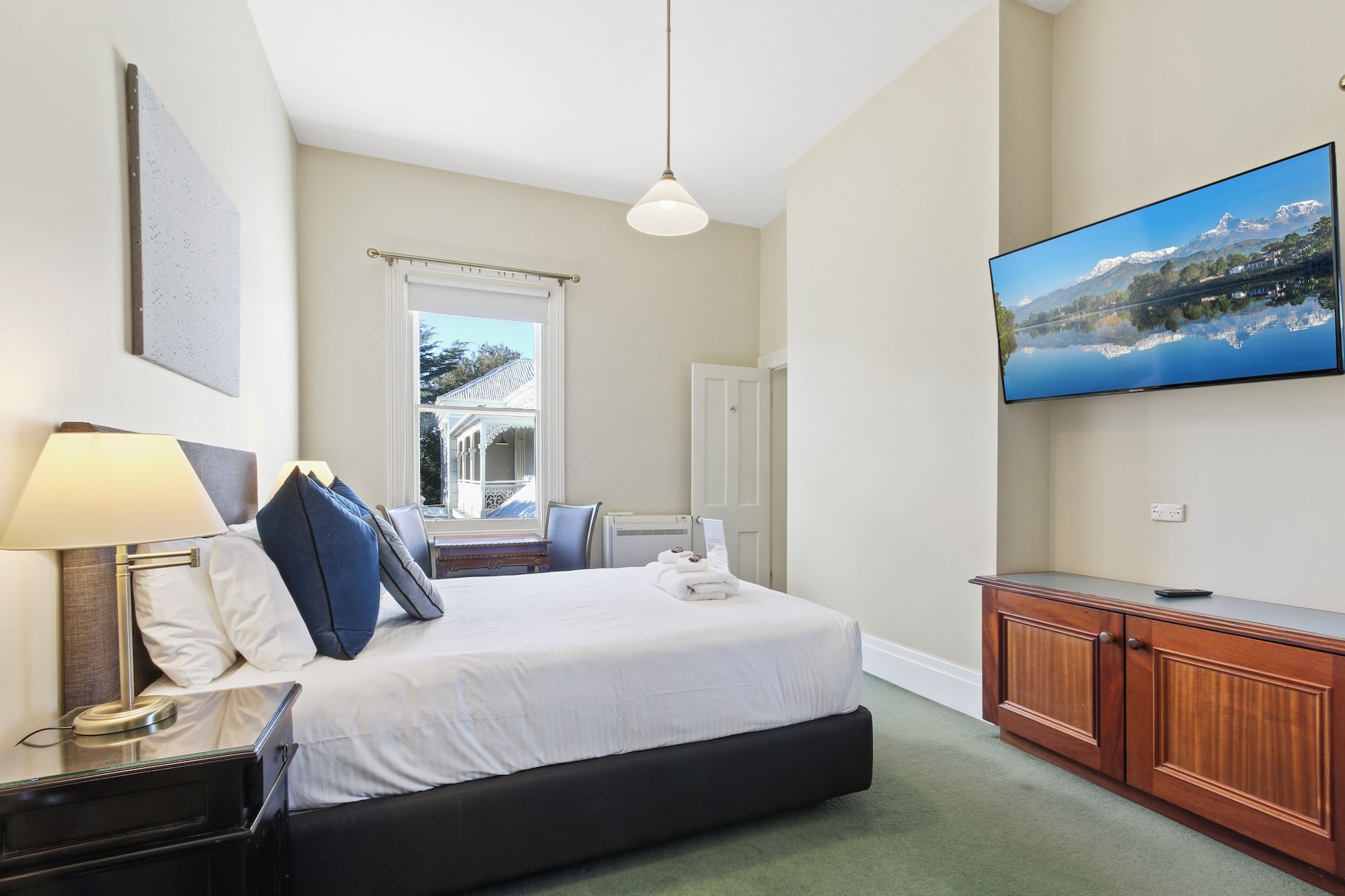 The Riversleigh经典大床房