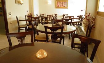 Hotel Meletiou - Housity