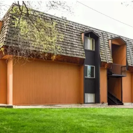 Cozy Condo on 400 N