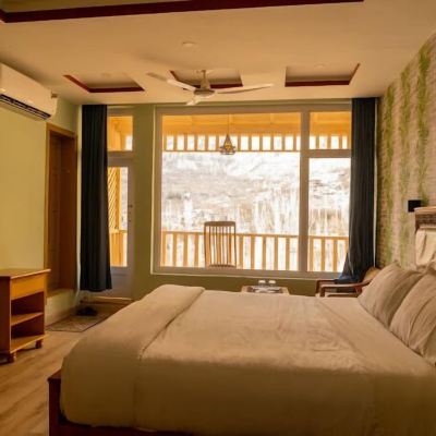 Deluxe Double or Twin Room Mulberry Promo Code