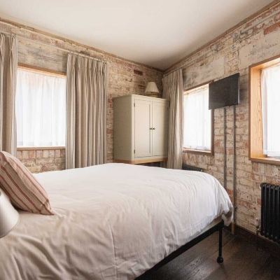 Standard Double Room with Ensuite Rocksalt Promo Code