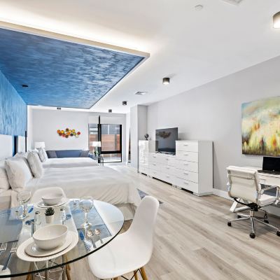 Deluxe Double Room, 2 King Beds Global Luxury Suites at The Arches Promo Code