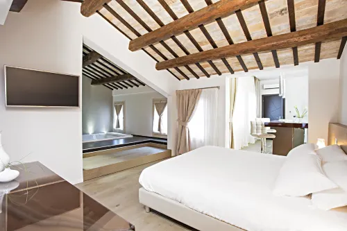 Borgoleoni 18 - Room and Breakfast