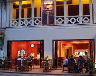 Inthira Thakhek Hoteles en 