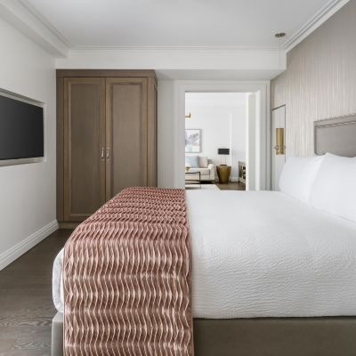 One-Bedroom Queen Suite The Wallace Promo Code