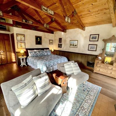Sea Urchin Studio Rendezvous Mendocino Promo Code