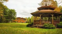The Haüs Windham - Spacious Suites, Hot Tub, Mountain Views!