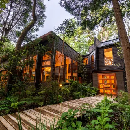 Rakau Lodge