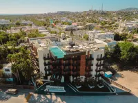 Flamboyan Hotel & Residences