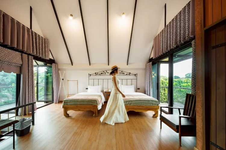 วิลล่าครอบครัว ระเบียง วิวสวน