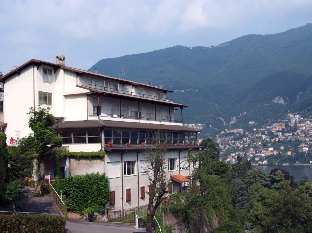 Hotel Ristorante Glavjc - Hồ Como
