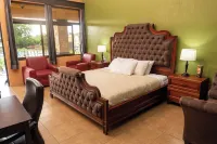 Grand Caporal Hotel Отели в г. 