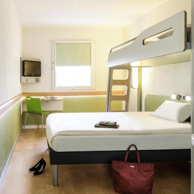 Double Room With A Large Bed For 2 People Ibis Budget Montauban les Chaumes Promo Code