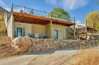 Lava Hot Springs Studio - Walk to Portneuf River! Hotels in 