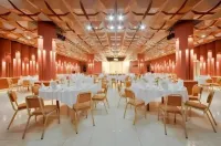 Topaz Hotel