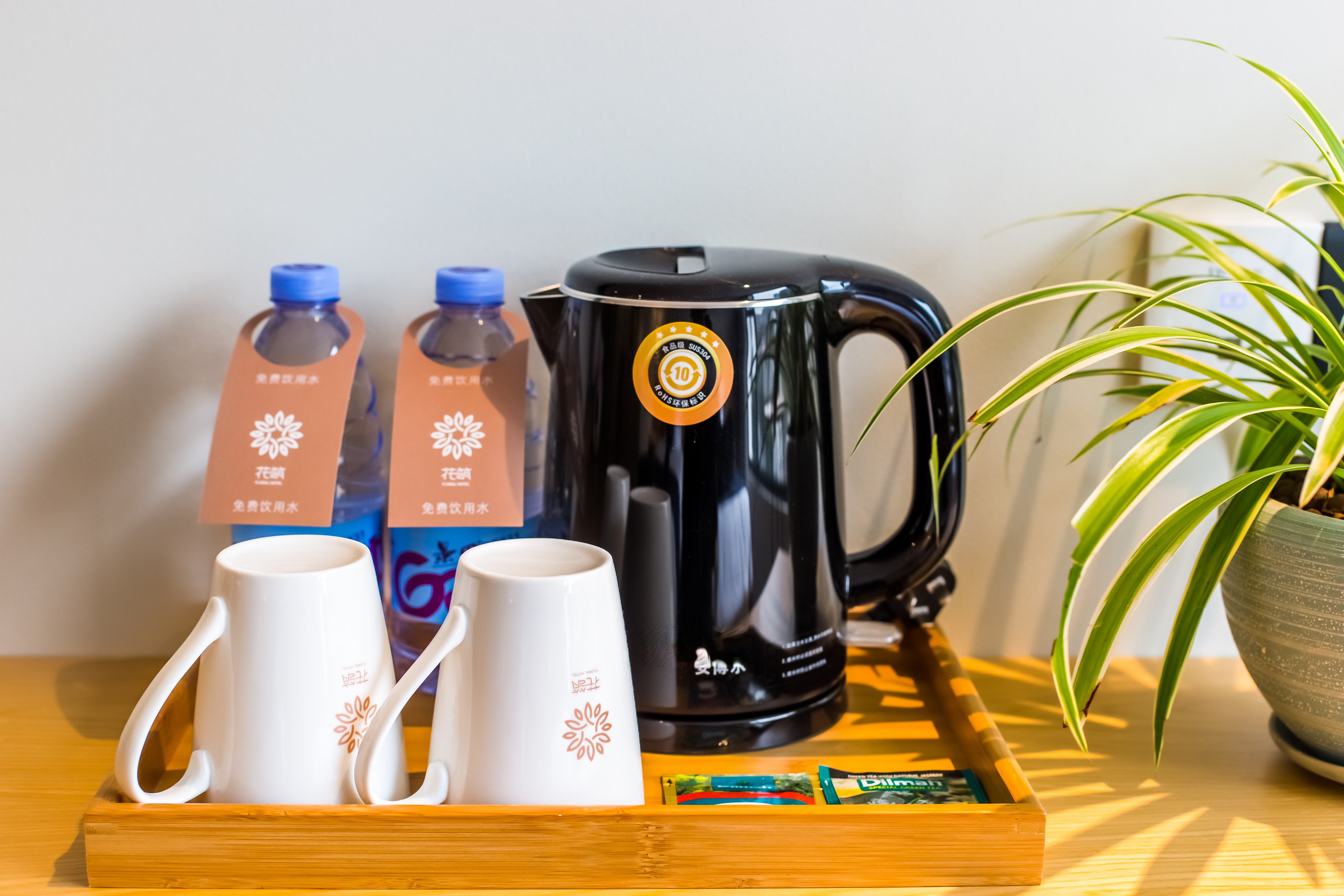 Floral Hotel · Memorize Scene Yangshuo West Street hotel精选大床房『乾湿分离』