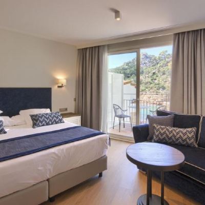 Double or Twin Double Room with Sea Views Hotel Aigua Blava Promo Code