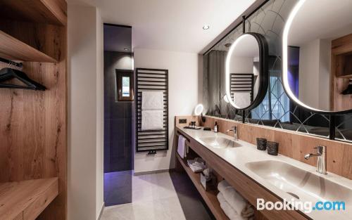 豪华特大床套房