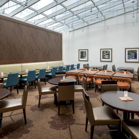 Hilton Garden Inn Chicago Downtown Riverwalk