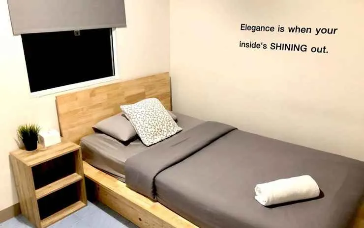 ห้องเตียงใหญ่ พร้อมห้องน้ำรวม