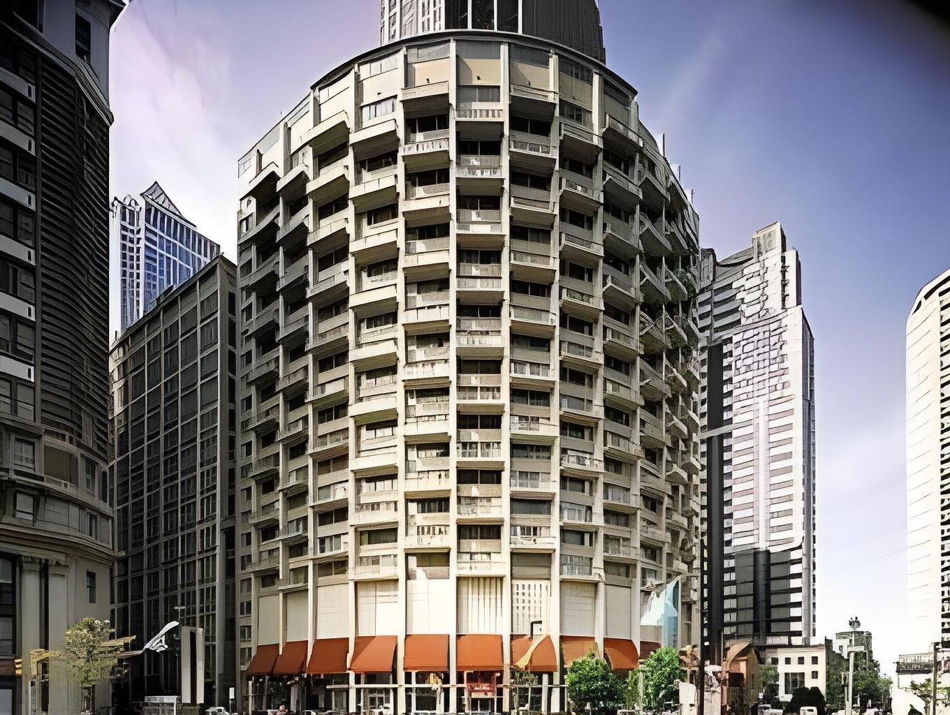 套房，特大床（天际俱乐部楼层）